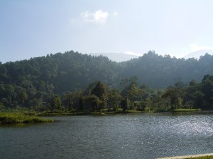 Melepas Kegalauan di Danau Situ  Gunung  Sukabumi Yuk Piknik