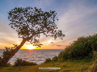 Pantai Kesirat Pantai Tebing Karang Yang Ajib Banget Untuk